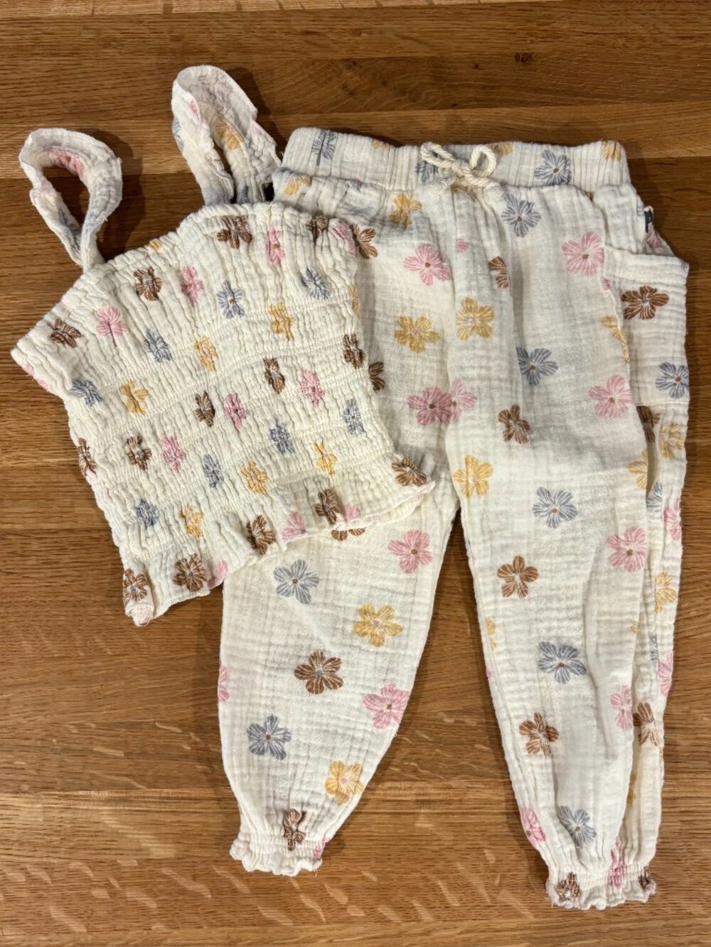 Toddler 3T Organic Cotton Rabbit + Bear Smocked Matching Set